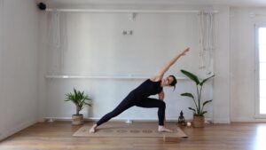 utthita parsvakonasana