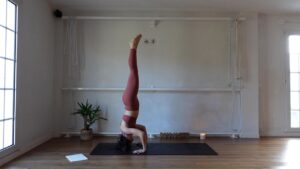 Sirsasana 2